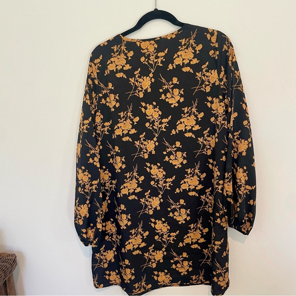 Fall Floral Dress - Picture 4 of 6